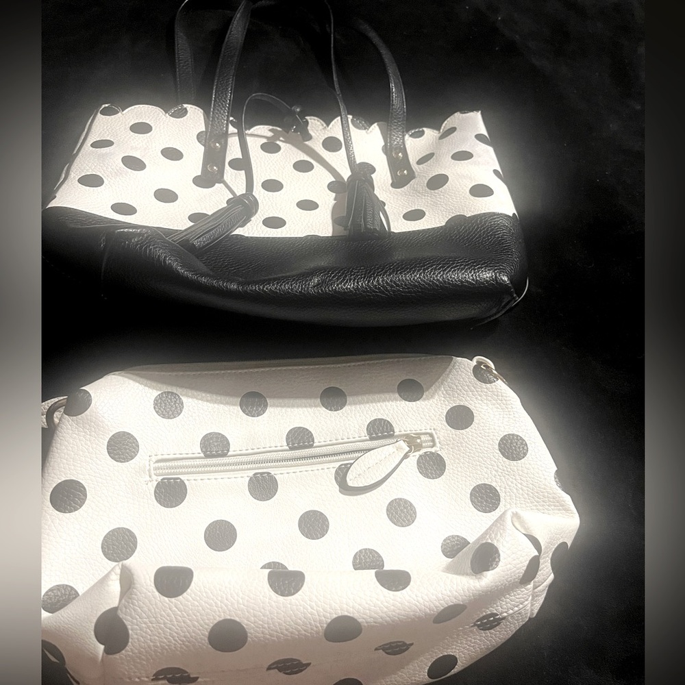 Imoshion , Scallop Edge Open Tote Bags, Like New
